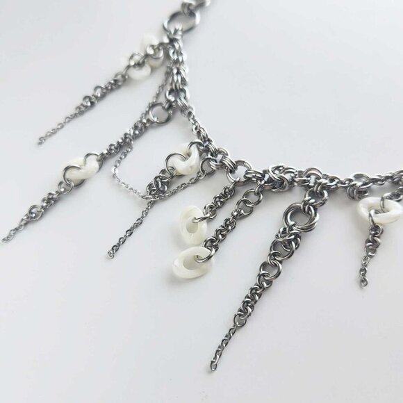 Mermaid's asymmetrical white pearl and silver chunky statement necklace - Picture 6 of 8